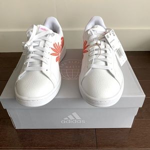 Adidas Advantage Lifestyle Shoes. Made with Recyclable Materials. Women’s 7.5